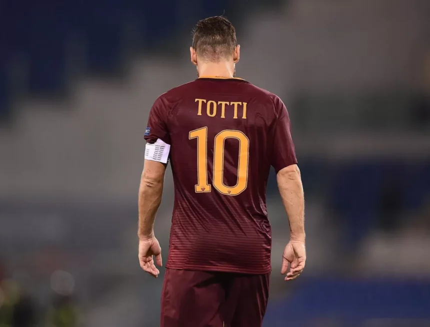 Tek-Formayla-Efsanelesenler-Futbol-Tarihinin-En-Sadik-11i kariyeri boyunca tek kulüpte oynayan futbolcular